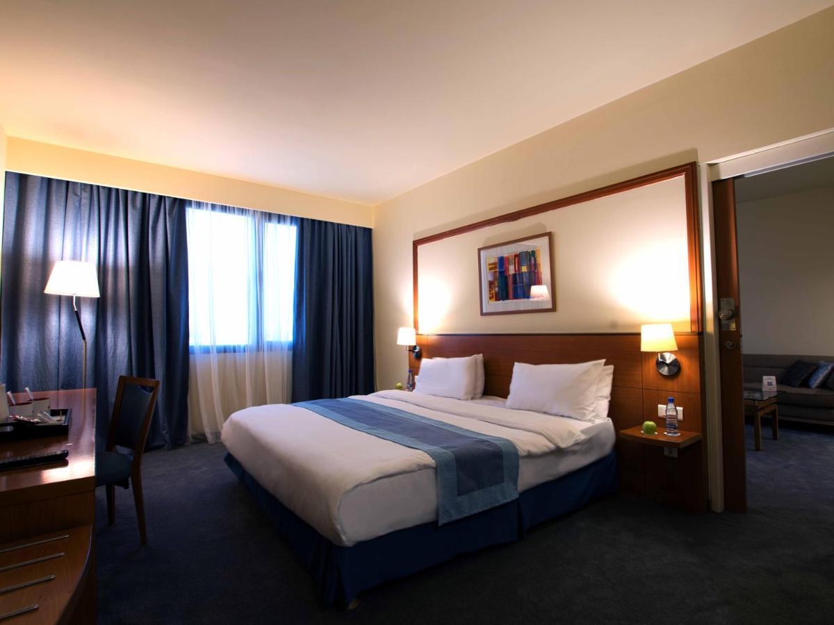 Lancaster Tamar Hotel- Hadath Beirut Bagian luar foto