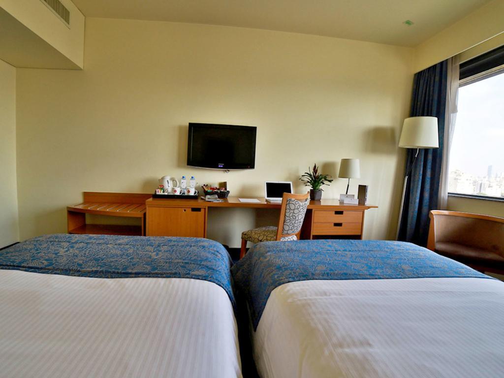 Lancaster Tamar Hotel- Hadath Beirut Bagian luar foto