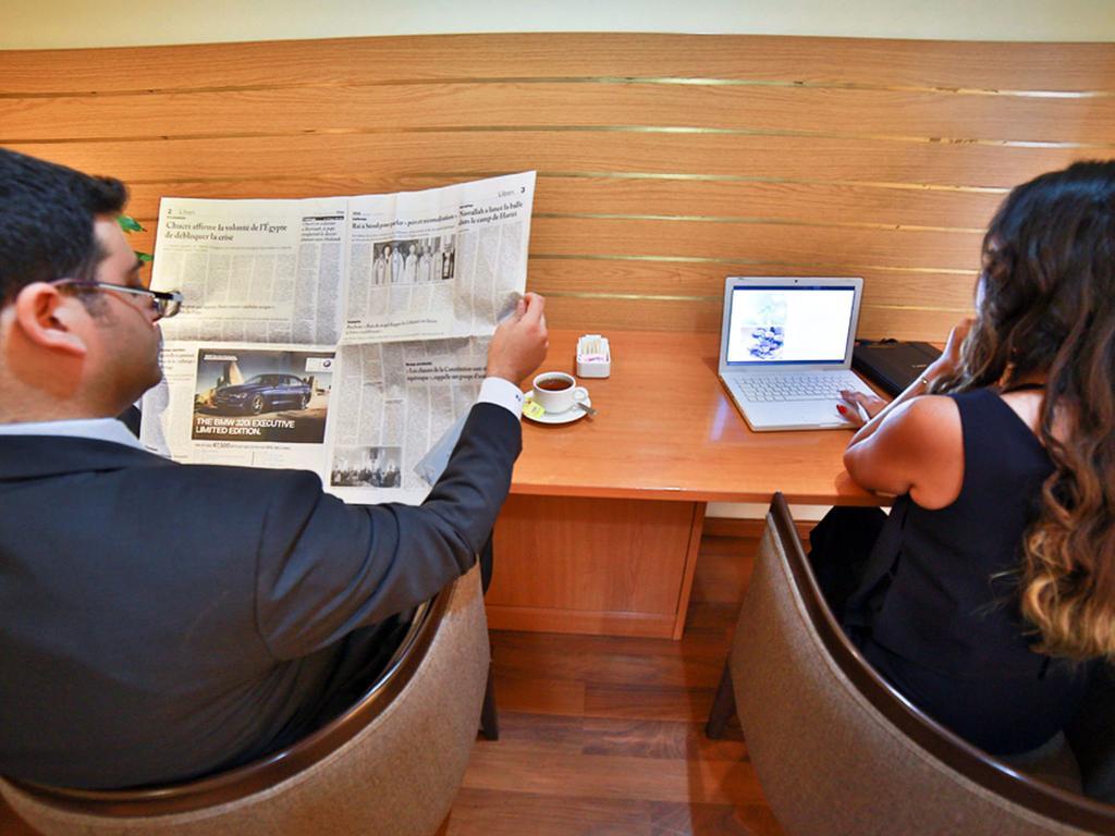 Lancaster Tamar Hotel- Hadath Beirut Bagian luar foto