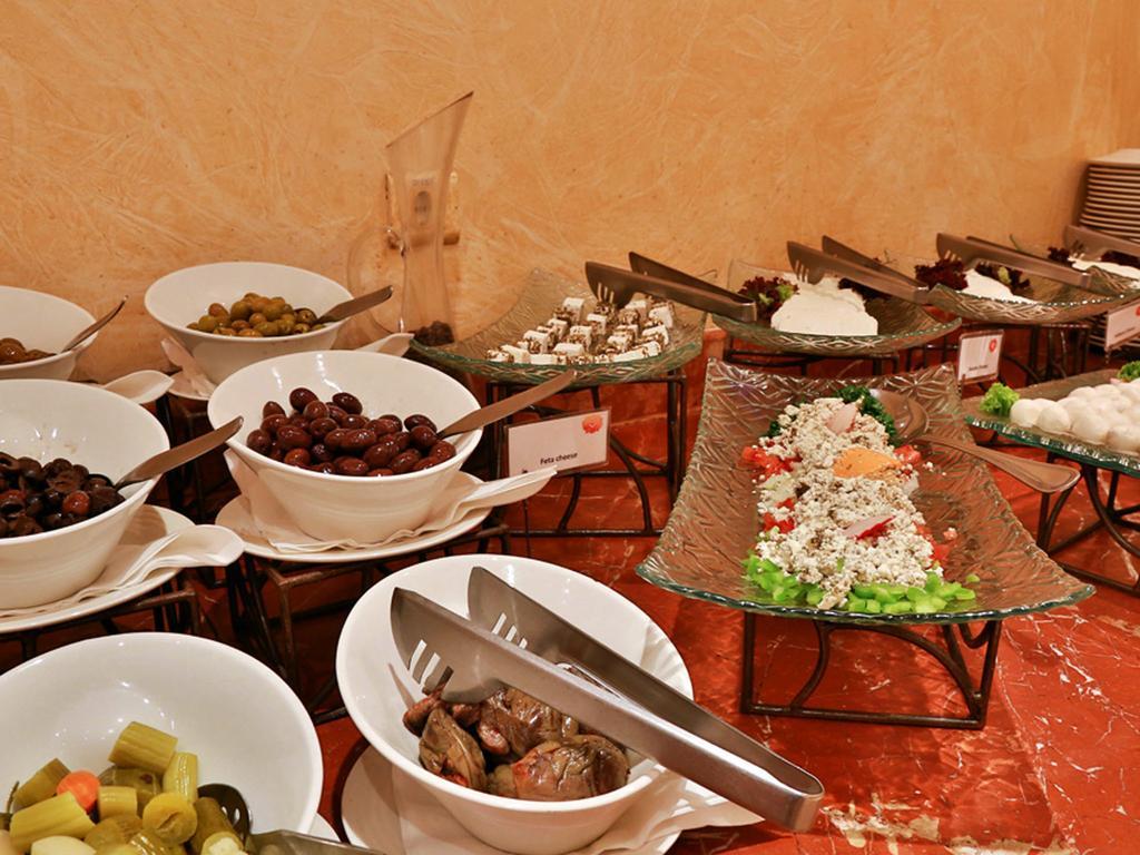 Lancaster Tamar Hotel- Hadath Beirut Bagian luar foto